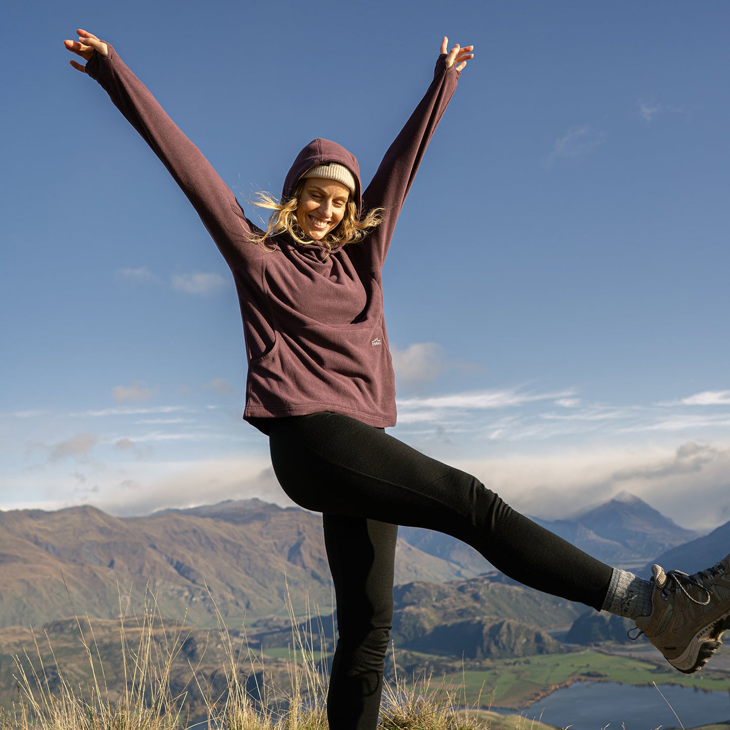 Womens Air-Grid Fleece Berry [Preorder Ships Nov 28]